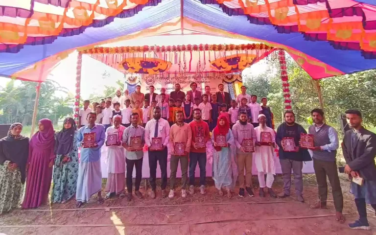 Rising Cumilla - Reception of meritorious students by Begum Achia Haque Vidyaniketan Managing Committee