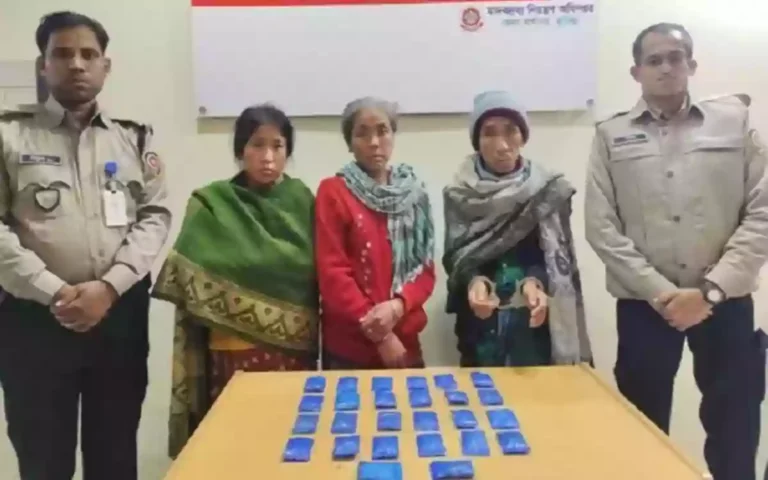 Rising Cumilla - Three members of the same family were arrested along with 5,000 Yabas in Cumilla