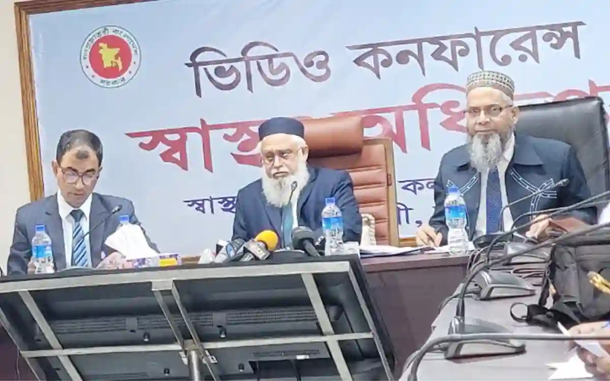 RisingCumilla.Com - People are paying less attention to dengue, so deaths are increasing Said DG Health