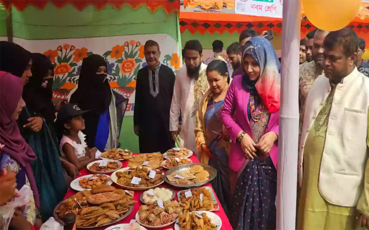 Brahmanpara Shidlai Nazneen High School Matwara students at Pitha Puli festival