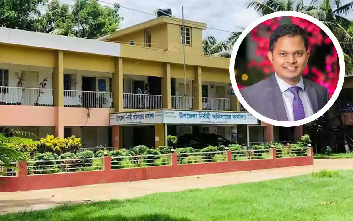 Complaint of demanding money from teacher by cloning UNO number