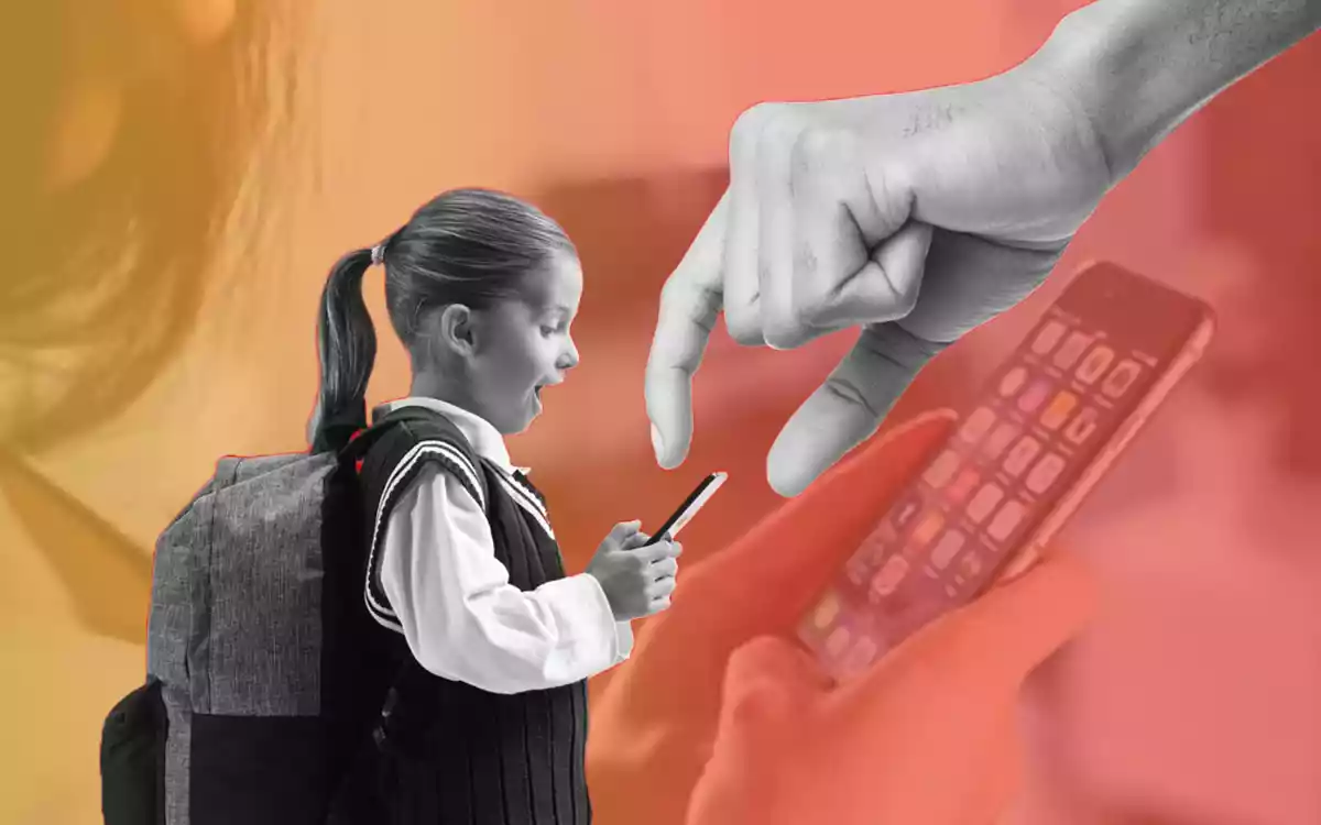 Rising Cumilla - Mobile phones are prohibited in school classrooms