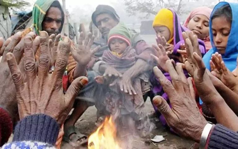 Poor people are getting blankets