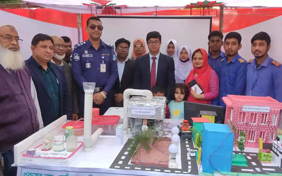 ব্রাহ্মণপাড়ায় প্রশাসনের উদ্যোগে দুইদিন ব্যাপী জাতীয় বিজ্ঞান ও প্রযুক্তি মেলা উদ্বোধন