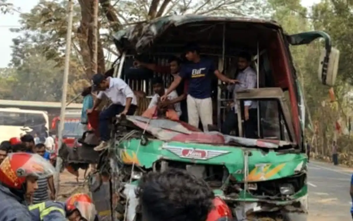 গোপালগঞ্জে সড়ক দুর্ঘটনায় নিহত ২