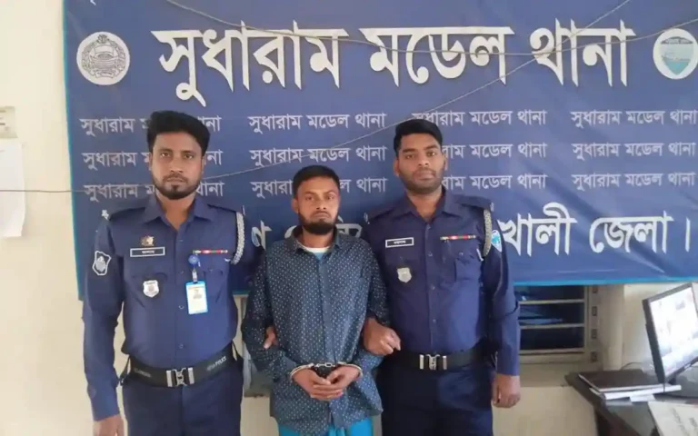 চুরির সময় চিনে ফেলায় নারীকে কুপিয়ে হত্যা