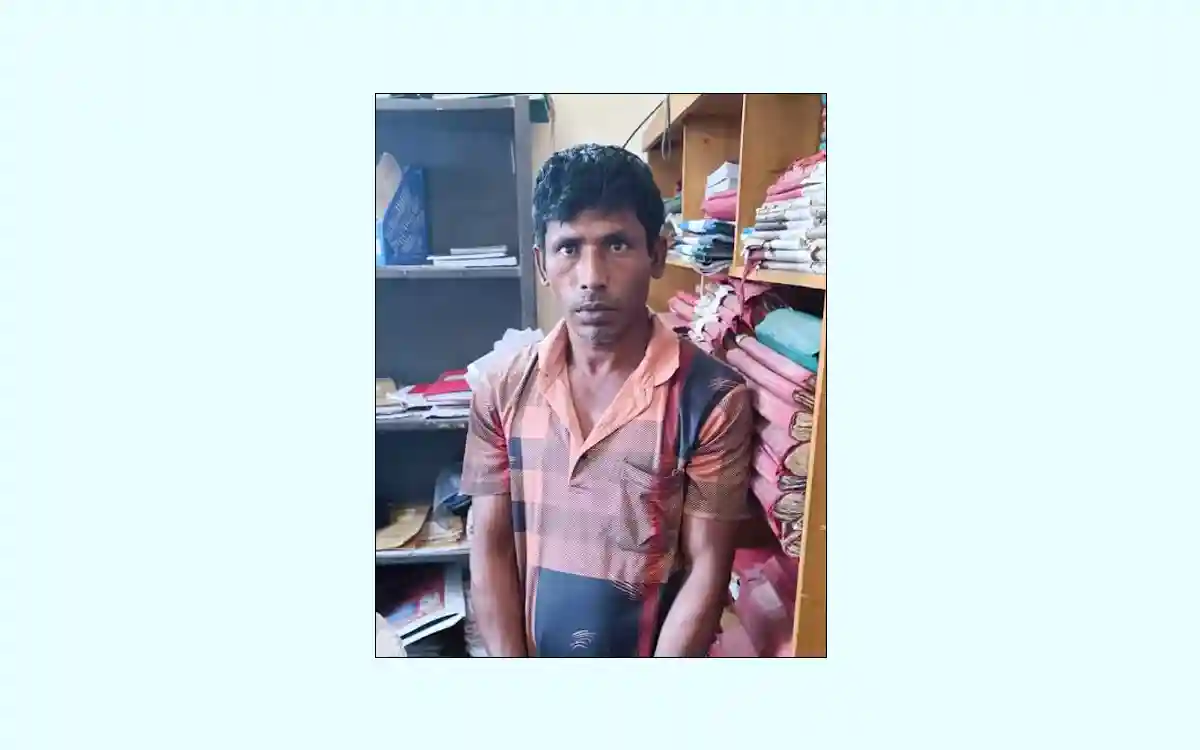 ব্রাহ্মণপাড়ায় পুলিশের বিশেষ অভিযানে ১২ কেজি গাঁজাসহ গ্রেপ্তার-১