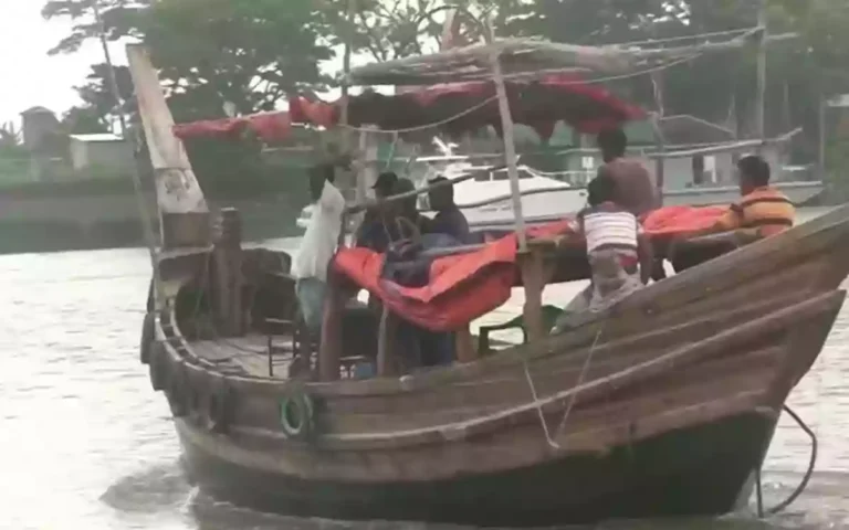 116 fishermen fined in Lakshmipur, 42 maunds of confiscated fish go to orphanage