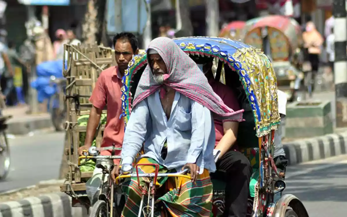 RisingCumilla - Hot Summer