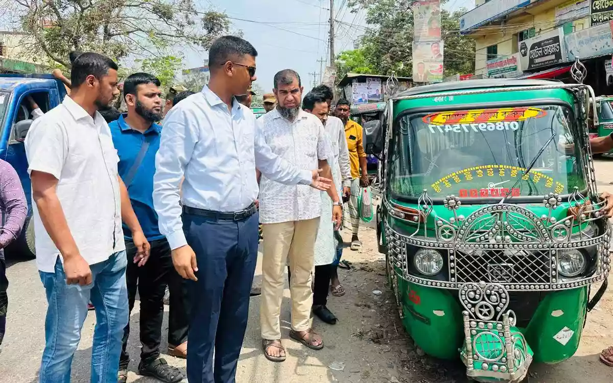 লাকসামে ঈদযাত্রা নিরাপদ করতে উপজেলা প্রশাসনের অভিযান