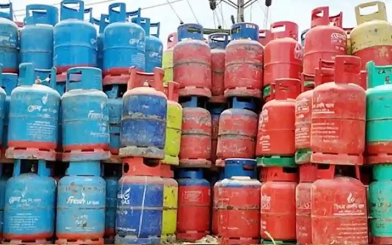 এলপিজি গ্যাসের দাম কমলো, ১২ কেজি সিলিন্ডারের নতুন মূল্য ১,৪৫০ টাকা