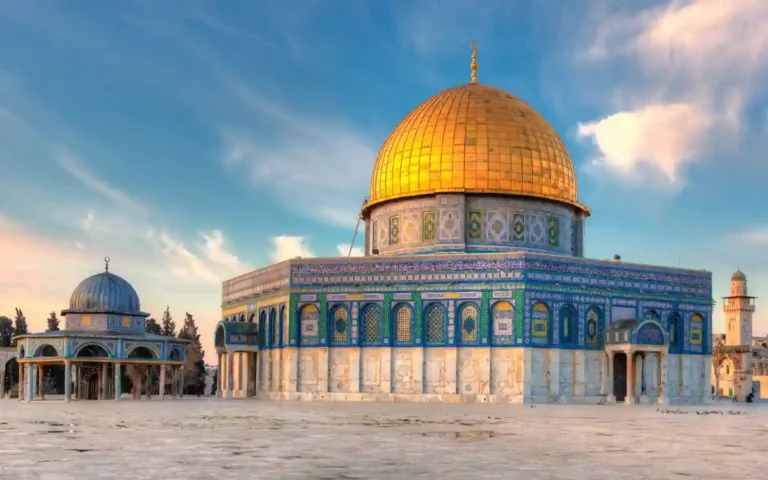 রমজান মাসে আল-আকসায় ‘নিরাপত্তা বিধিনিষেধ’ আরোপ করেছে ইসরাইল