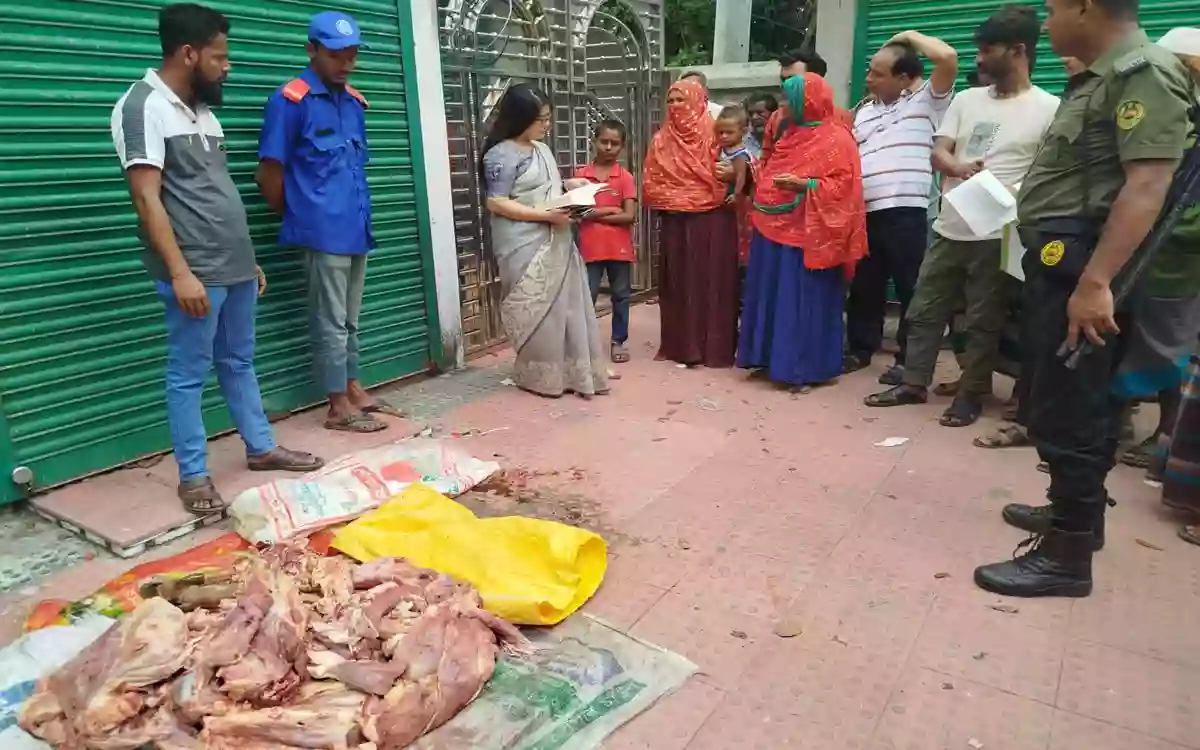 Rising Cumilla - Businessman sentenced to 7 days in jail for storing dead beef for sale in Lalmai