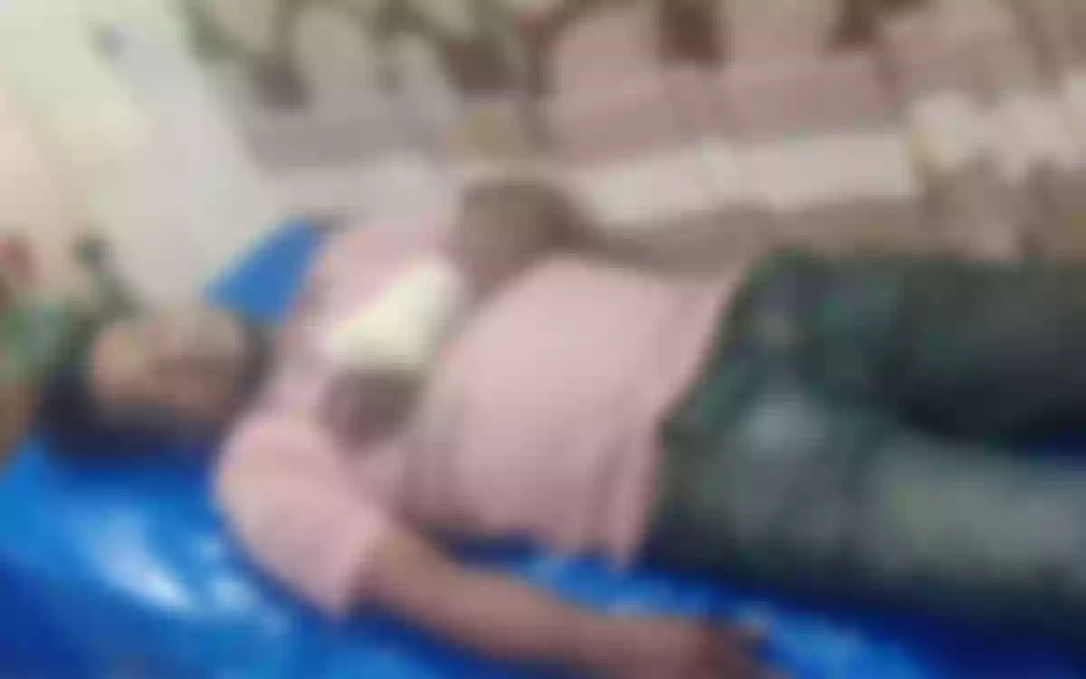 Rising Cumilla.Com - Two Chhatra Dal groups clash over Facebook status, 9 injured