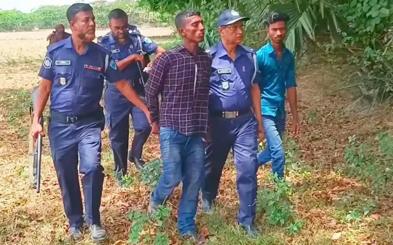 চতুর্থ বিয়ে নিয়ে কথা কাটাকাটি: ছোট ভাইয়ের ছুরিকাঘাতে বড় ভাই খুন