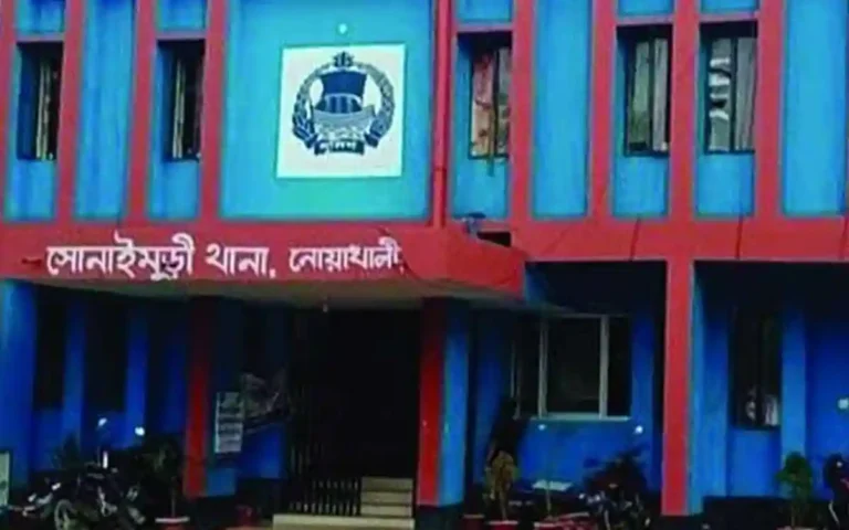 নোয়াখালীতে দায়িত্বে অবহেলা করায় ১২ শিক্ষককে অব্যাহতি