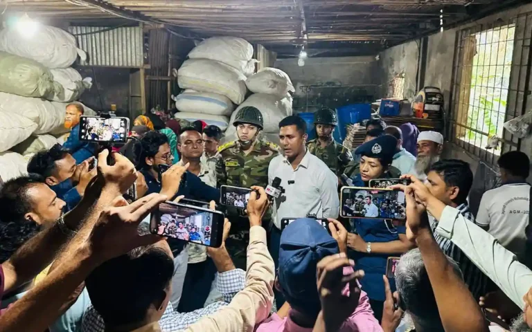 লাকসামে ভেজাল খাদ্য উৎপাদন, ২ লাখ টাকা জরিমানা