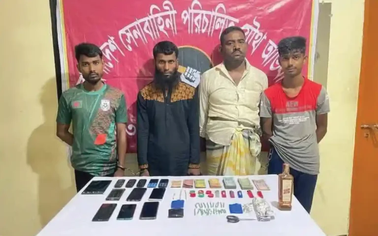 লালমাইয়ে যৌথ অভিযানে ইয়াবাসহ চারজন আটক