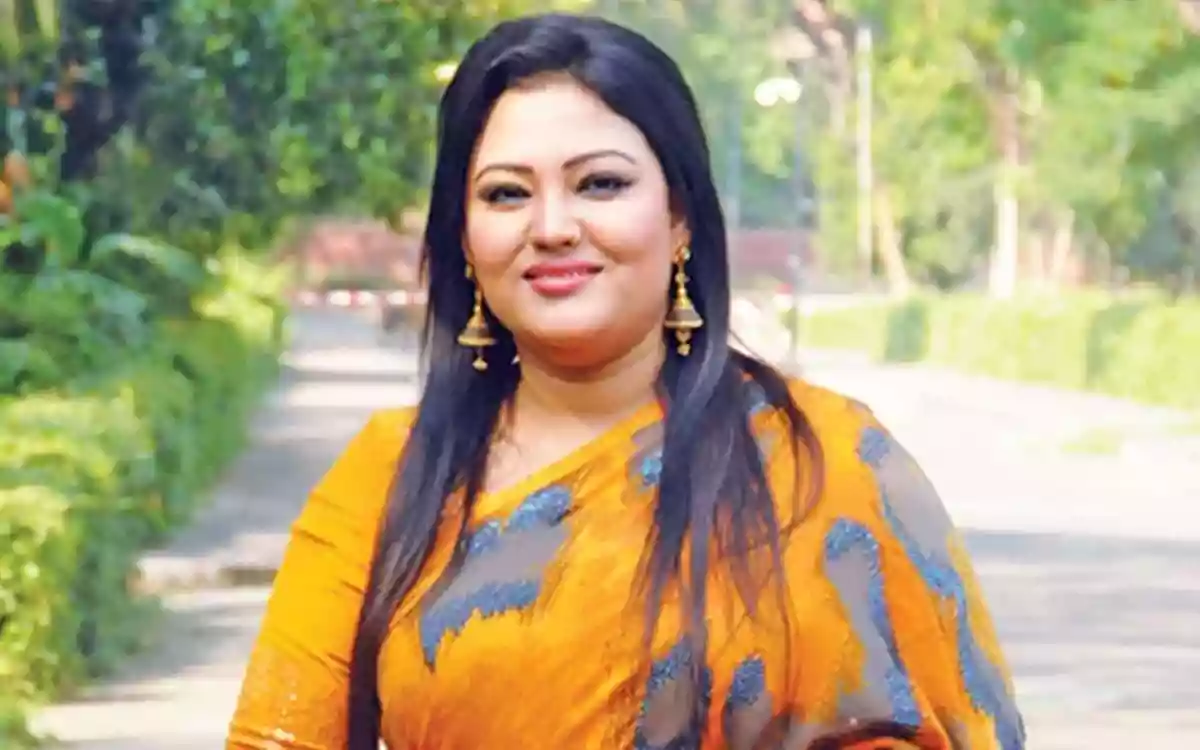 Rising Cumilla - Momtaz Begum