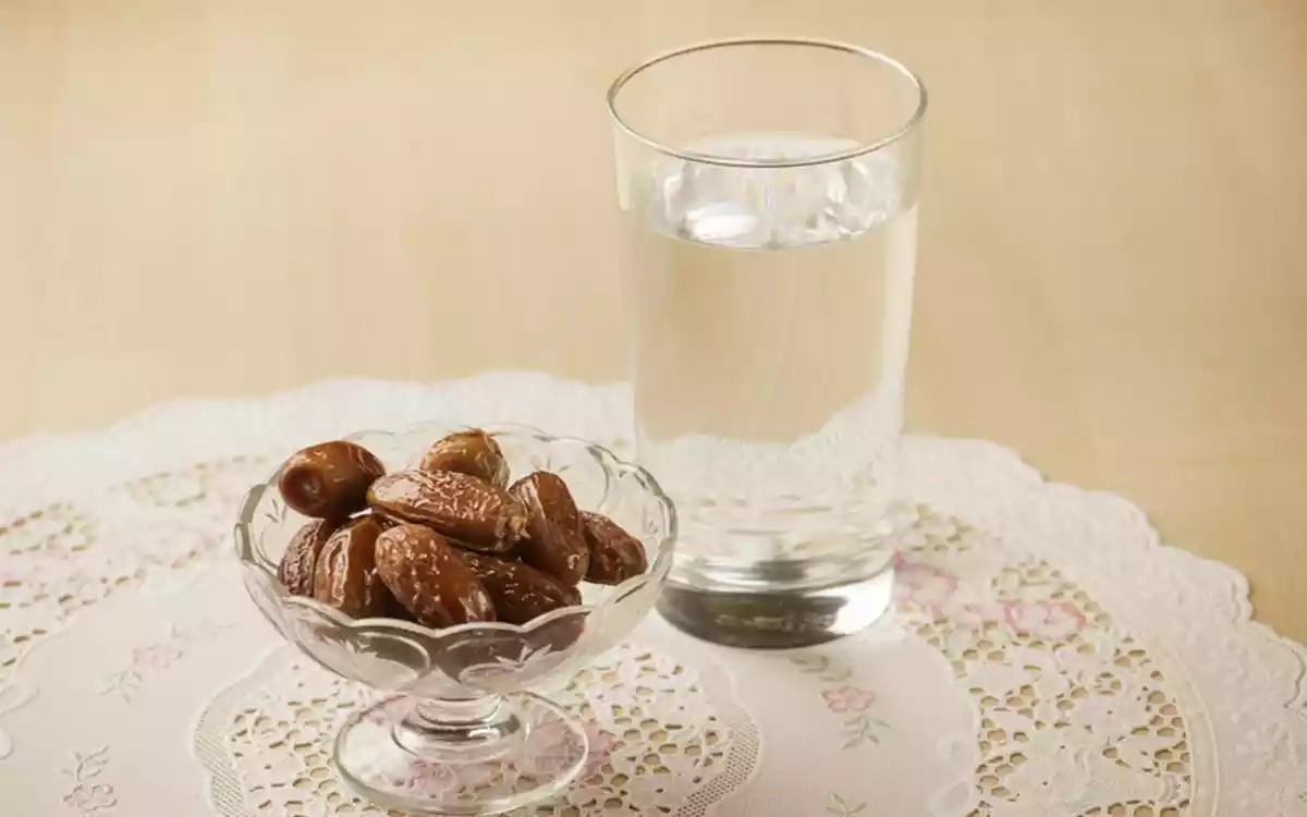 fast on the Day of Arafah