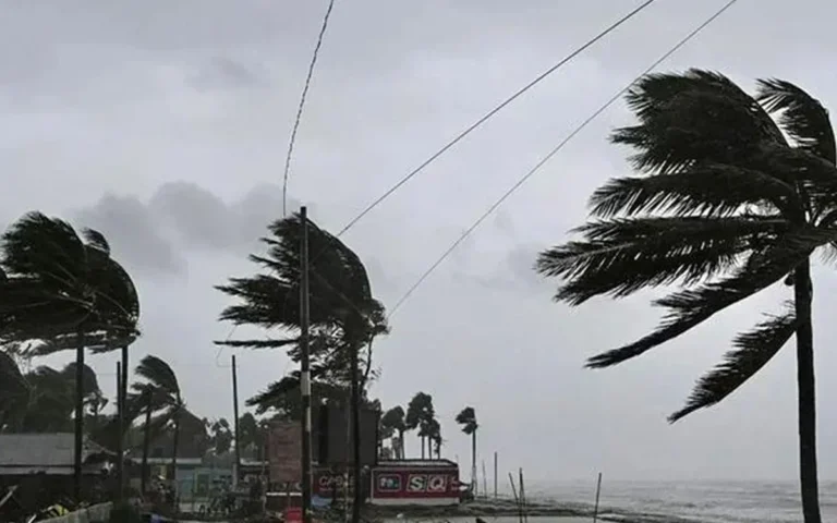 দেশের অভ্যন্তরীণ নদীবন্দরসমূহে ১ নম্বর সতর্কতা সংকেত