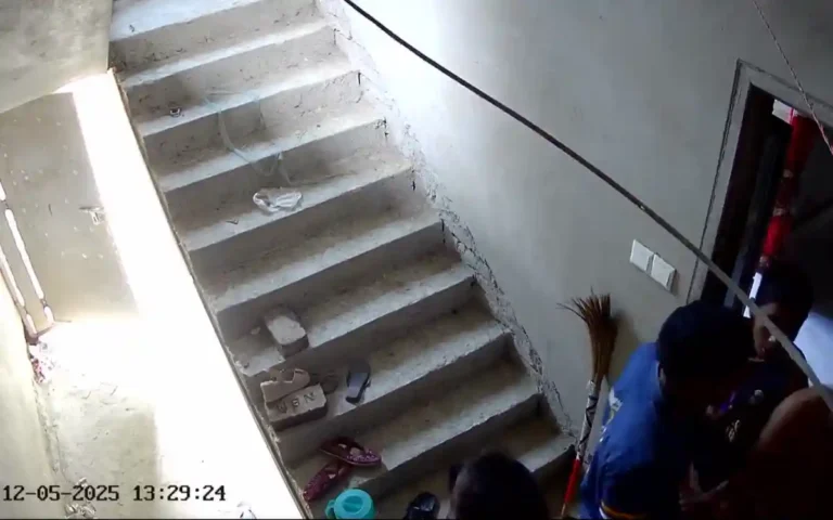 তিতাসে বাড়িতে ডাকাতি, স্বর্ণালঙ্কার ও টাকা লুট