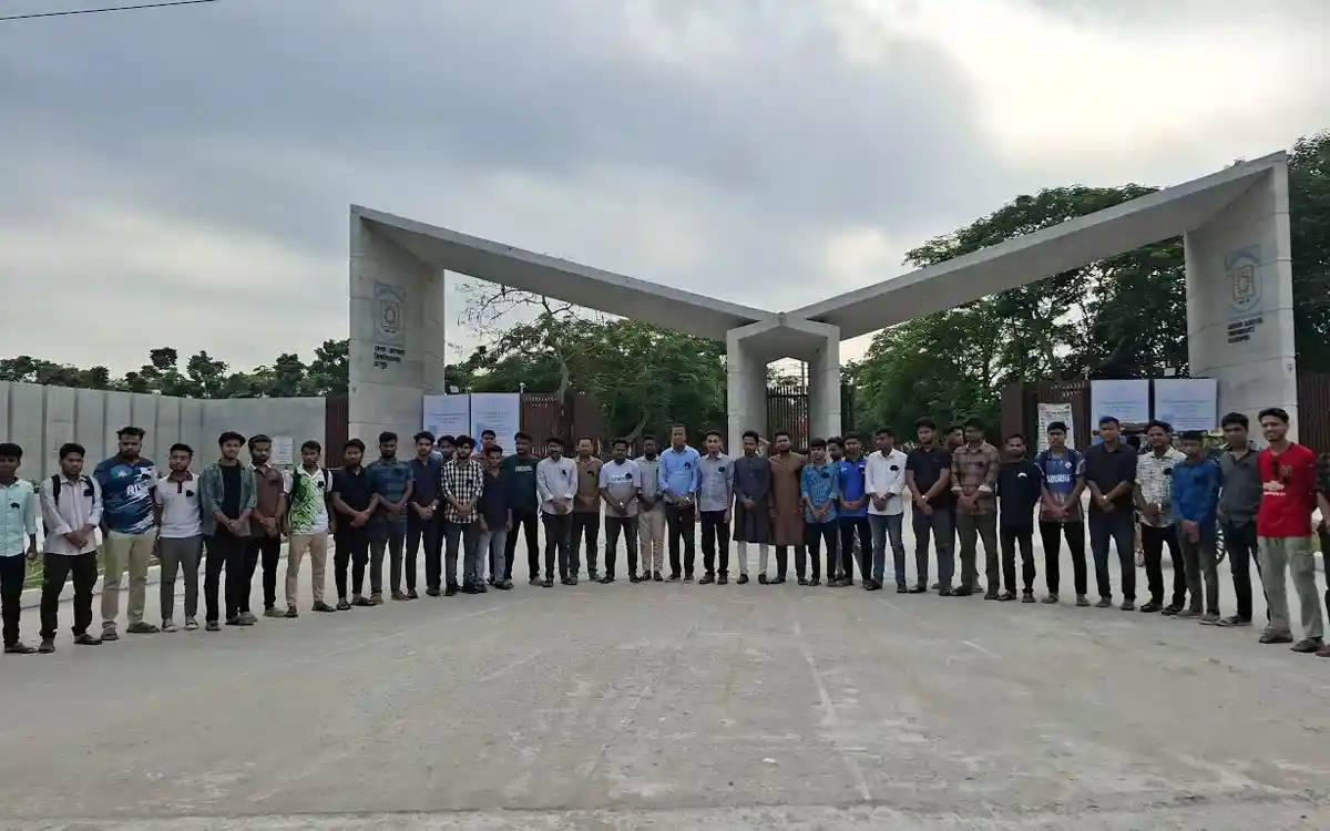 সাম্য হত্যাকারীদের গ্রেপ্তারের দাবিতে বেরোবি ছাত্রদলের অবস্থান কর্মসূচি