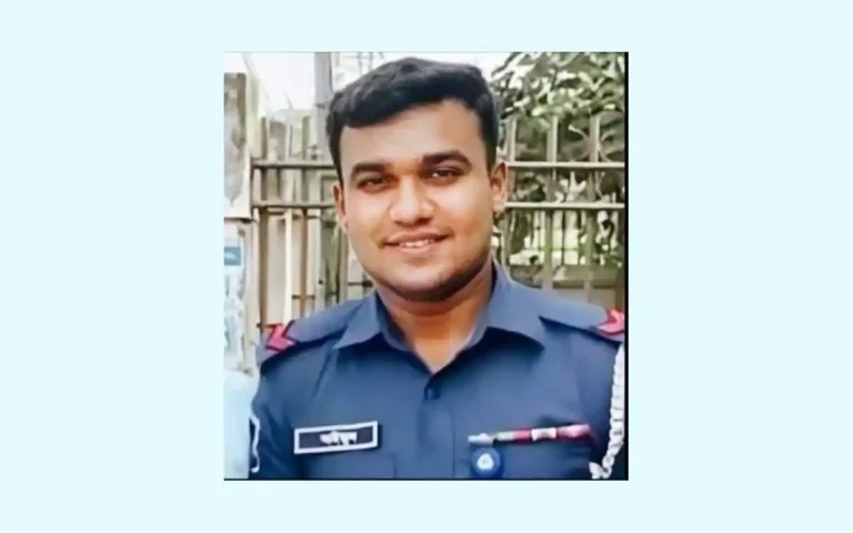 ২দিন পরও খোঁজ মেলেনি পুলিশ সদস্য সাইফুলের,অপেক্ষায় স্বজনেরা