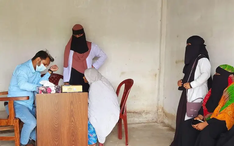 চান্দিনায় হারং সমাজকল্যাণ পরিষদের উদ্যোগে ফ্রি মেডিকেল ক্যাম্প