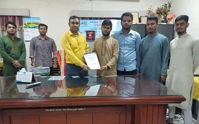 Rising Cumilla -Memorandum of Understanding of Chhatra Shibir presented at Comilla Polytechnic Institute
