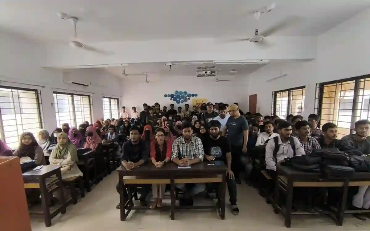 Rising Cumilla -Students of CU's Pharmacy Department announce indefinite boycott of classes and exams