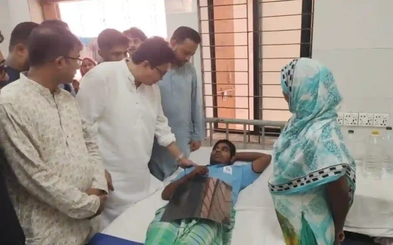 Rising Cumilla -Tariq Rahman takes charge of treating Imran, who was shot during the 24th mass uprising
