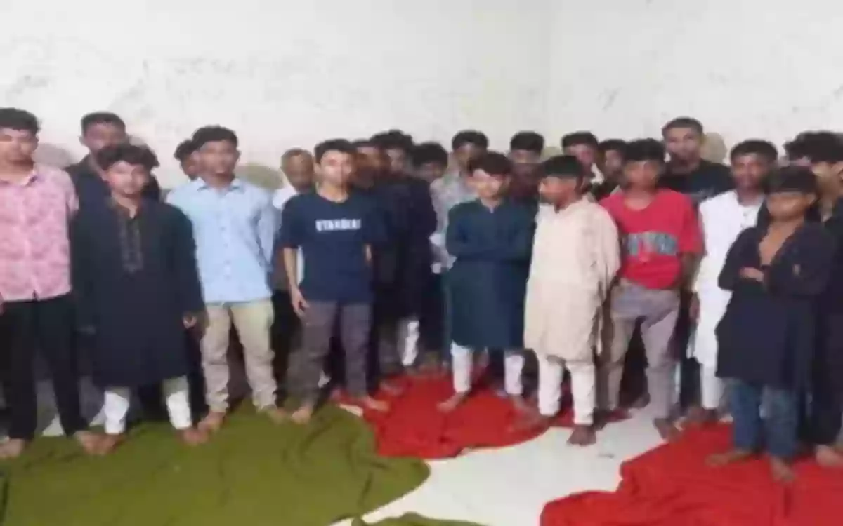 27 members, including the head of two juvenile gang groups, arrested in Comilla