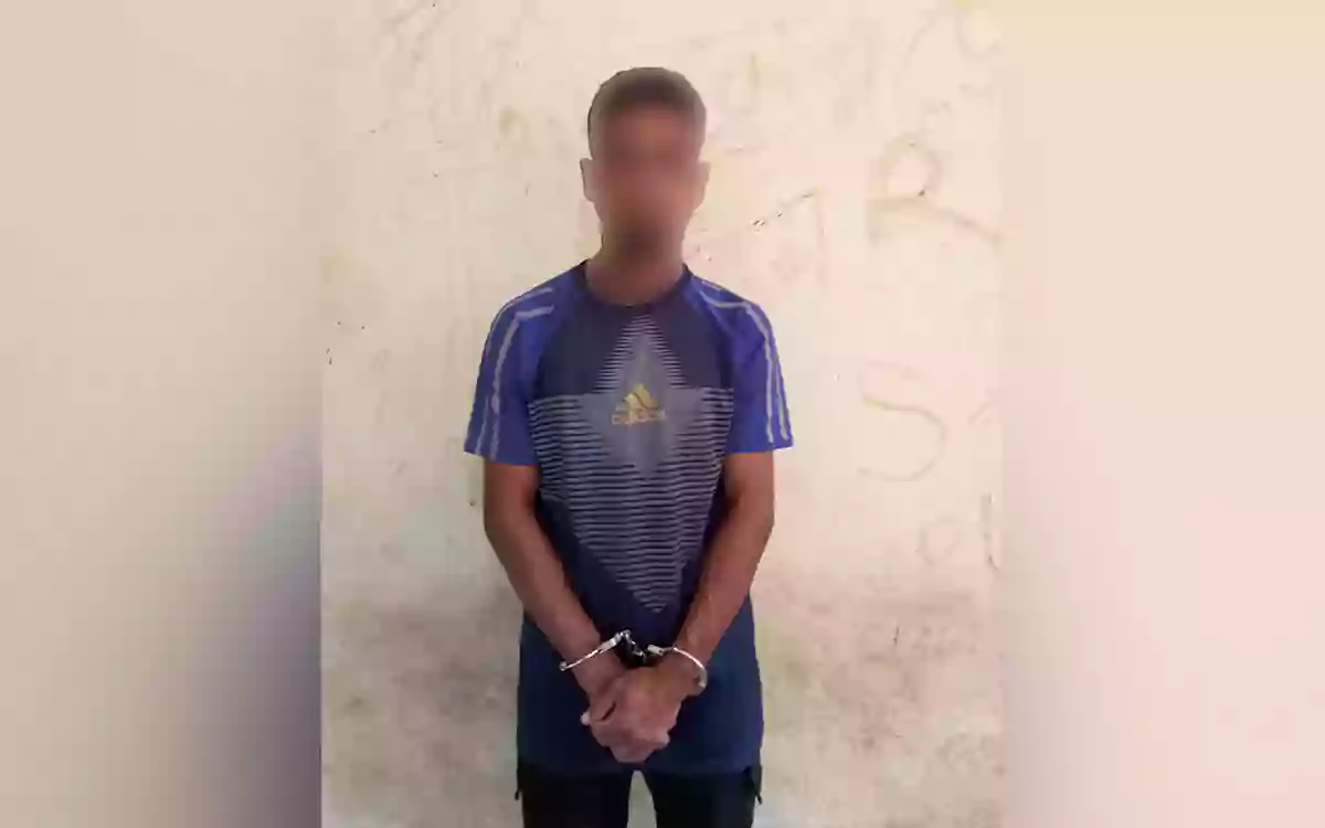 Police arrest 1 with 30 bottles of skunk in special operation in Brahmanpara