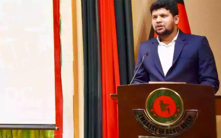 Students and public anger over protest against operation and brutality of fascist Hasina: Mahfuz Alam