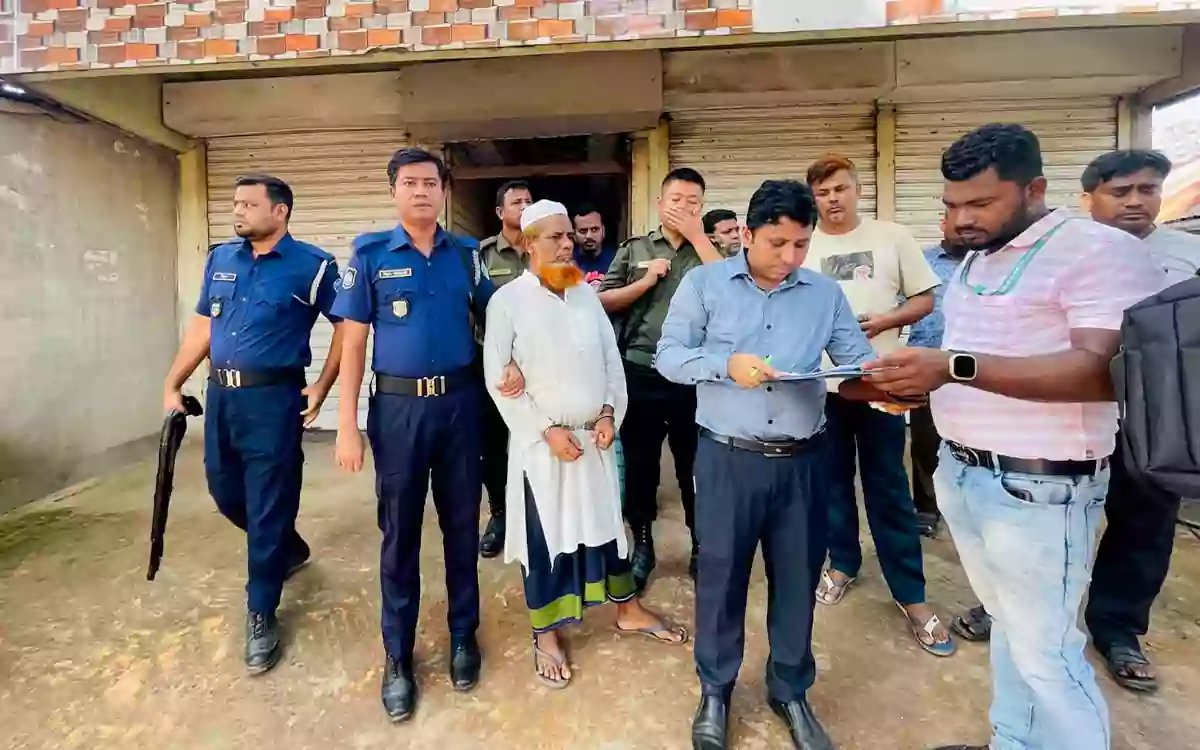 Rising Cumilla - Businessman sentenced to life imprisonment for hoarding government rice in Brahmanbaria