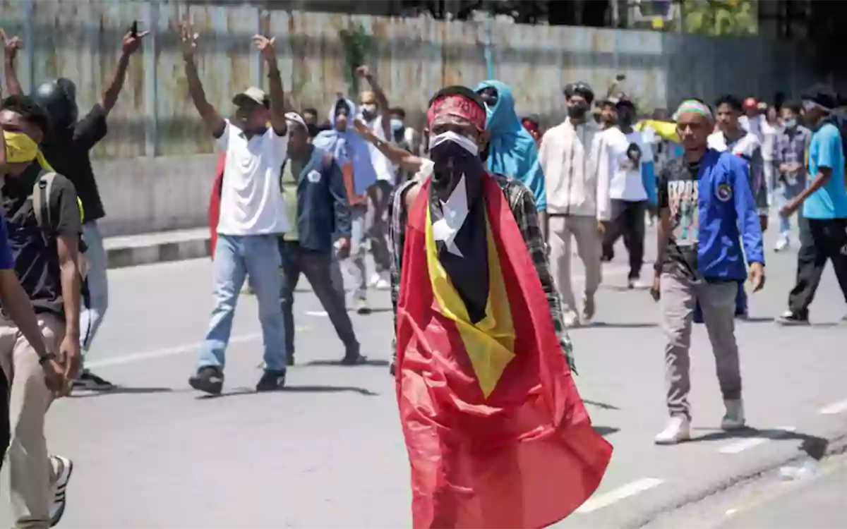 Rising Cumilla - East Timor cancels luxury car purchase for MPs amid protests