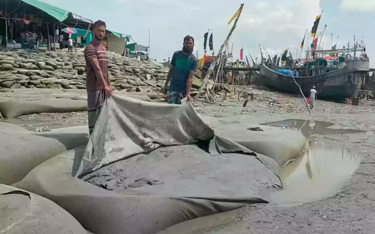 Rising Cumilla - Locals protest after sand-filled geobags placed to prevent river erosion in Hatiya were allegedly torn