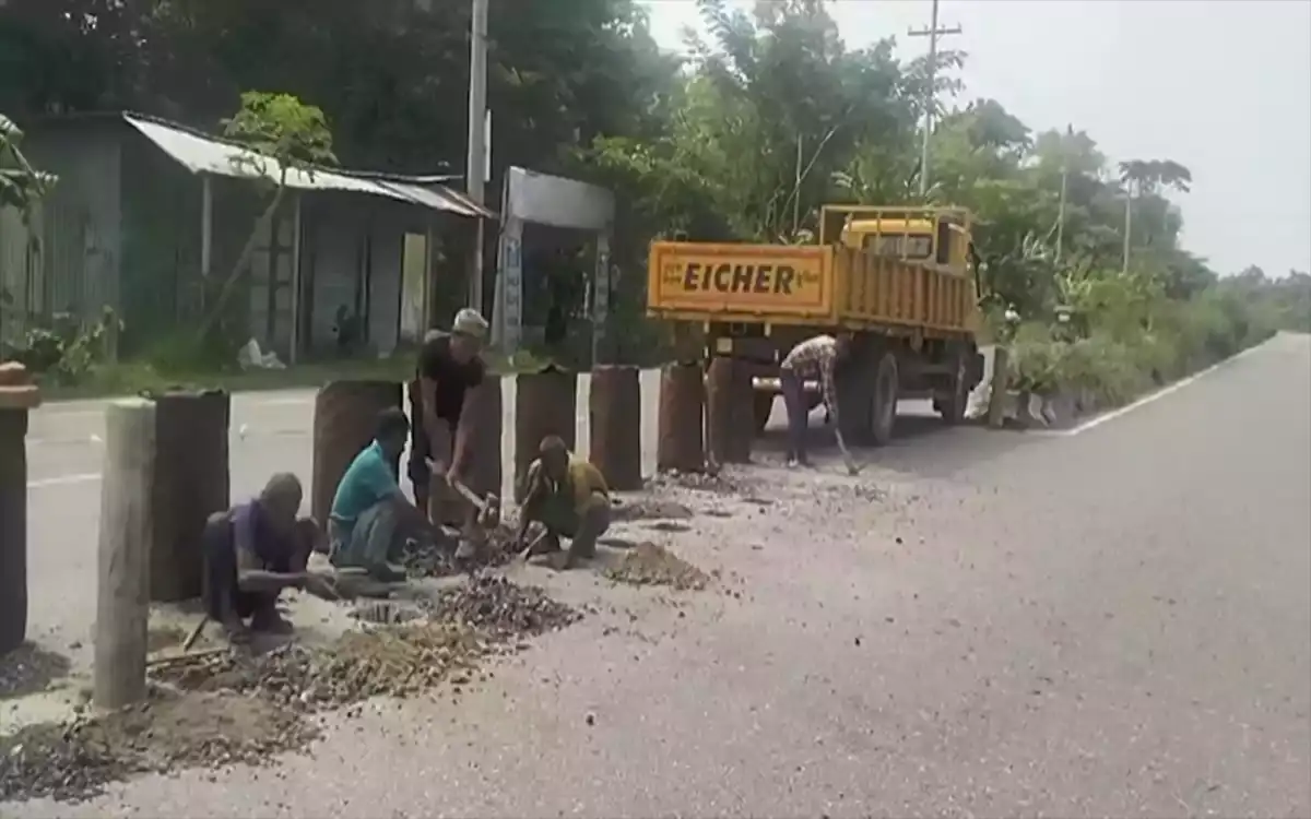 কুমিল্লা-লালমাই-চাঁদপুর-লক্ষ্মীপুর-বেগমগঞ্জ সড়ক চার লেন হচ্ছে