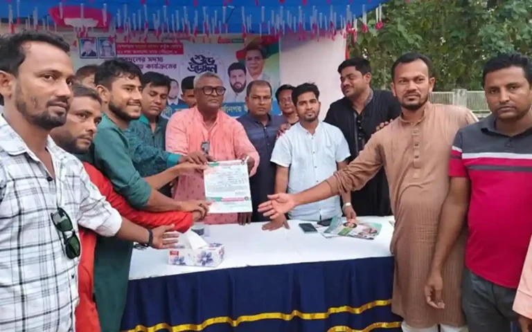Rising Cumilla -Jubo Dal membership recruitment campaign begins in Feni's Parashuram