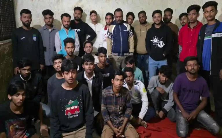 Rising Cumilla -44 leaders and activists of banned organization Chhatra League arrested in Comilla