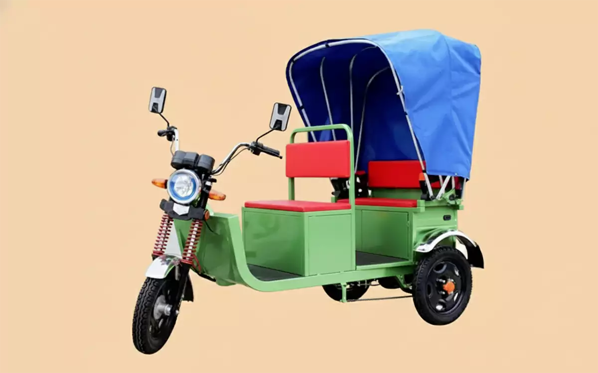 কুমিল্লা শহরে ব্যাটারিচালিত অটোরিকশার ধাক্কায় প্রাণ হারালেন ব্যবসায়ী