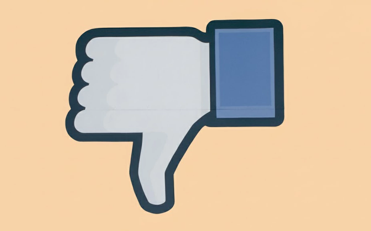 ফেসবুকের আলোচনায় নতুন ফিচার ‘ডিসলাইক’ বাটন—কেন প্রয়োজন এই ফিচার?