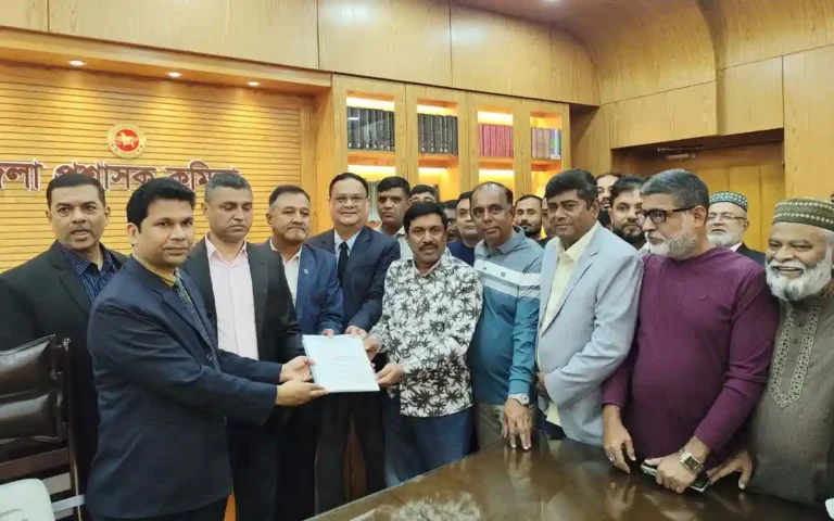 Rising Cumilla - BNP leaders withdraw nomination forms in favor of Monirul Haque Chowdhury in Comilla-6