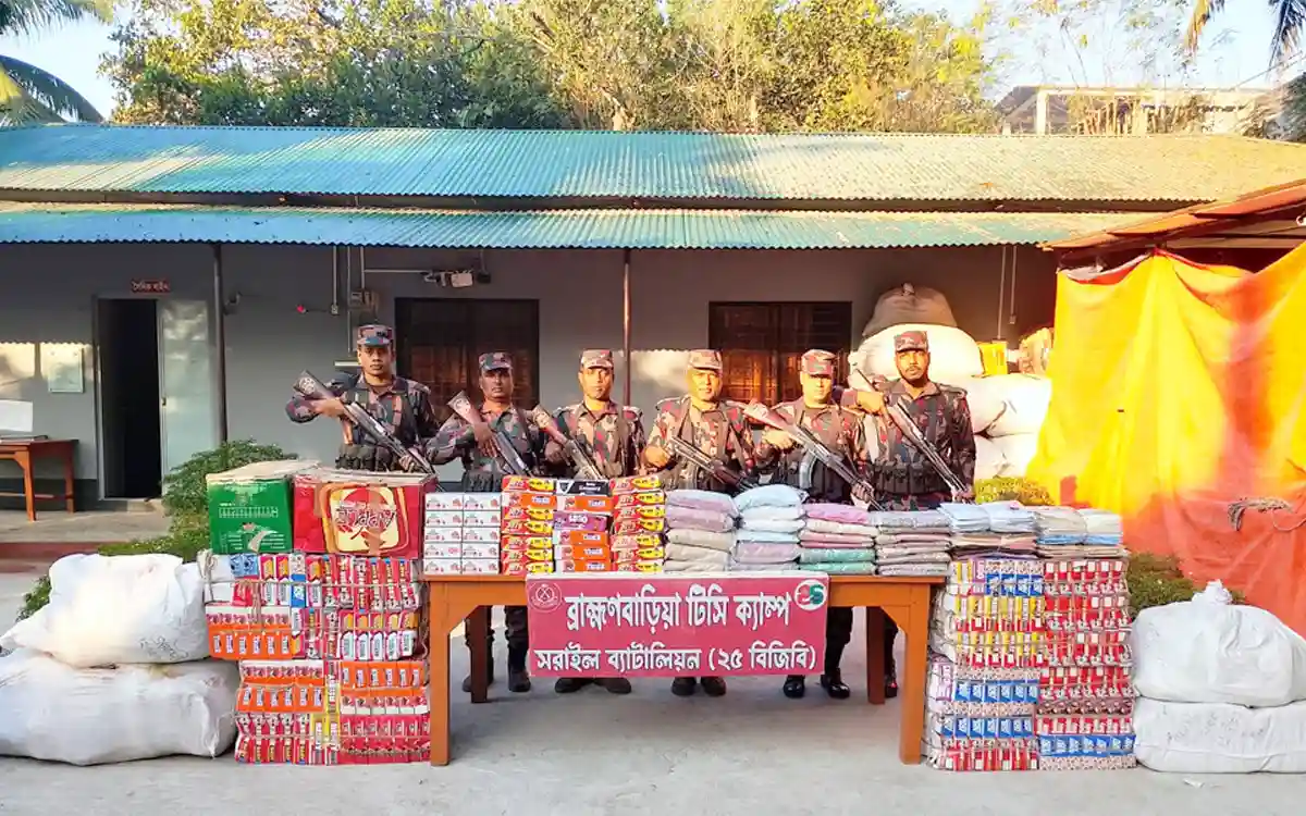 Rising Cumilla - Indian goods worth crores seized from Vijayanagar, Brahmanbaria
