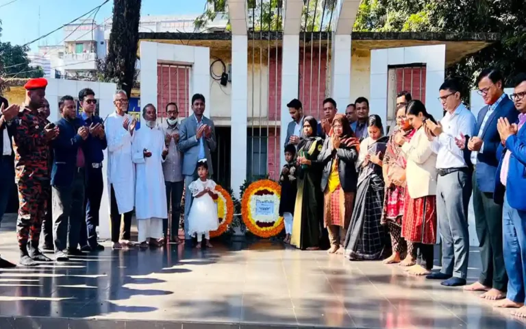 Rising Cumilla - Martyred Intellectuals Day celebrated with due dignity in Chandina, Comilla