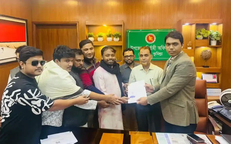 Rising Cumilla - Martyr's family of Debidwar collects nomination papers in favor of Hasnat Abdullah in Comilla-4 constituency