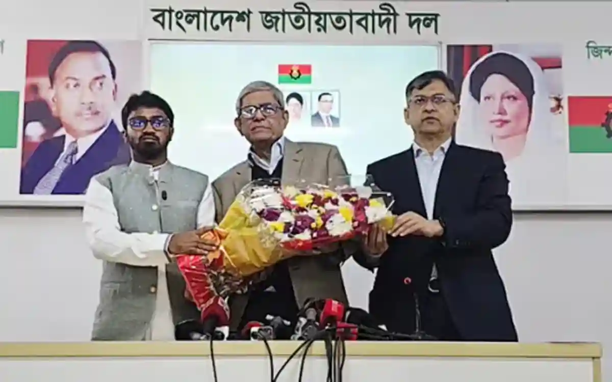 Rising Cumilla - Rashed Khan leaves People's Rights Council and joins BNP