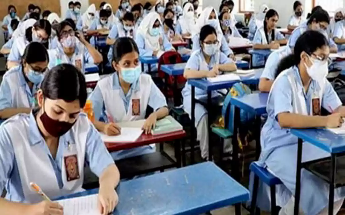 ২০২৬ সালের এসএসসি পরীক্ষা তিন কারণে পেছানোর শঙ্কা