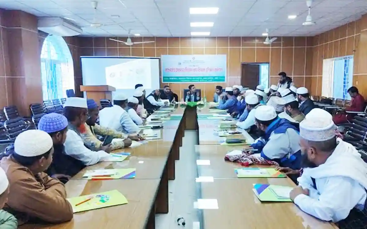 ফেনীতে নিরাপদ খাদ্য নিশ্চিতে শতাধিক ইমামকে নিয়ে প্রশিক্ষণ কর্মশালা